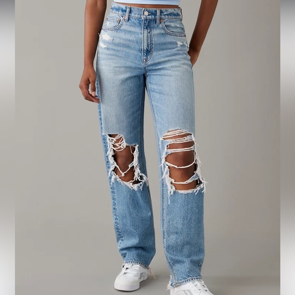 American Eagle Outfitters Denim - NWT! American Eagle AE Strigid Ripped Highest Waist Baggy Straight Jean